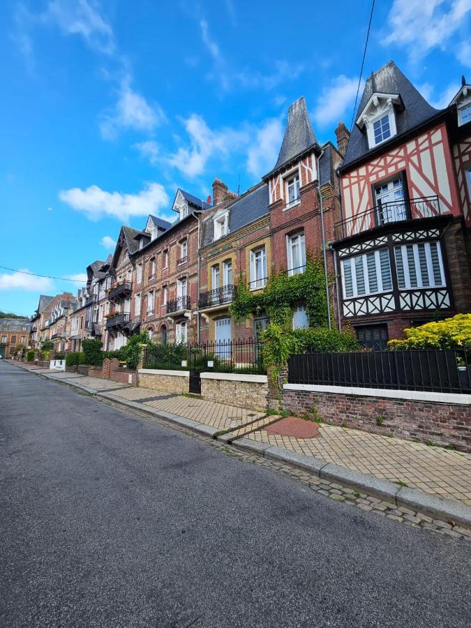 Appartement Douillet En Hyper Centre De Dieppe Bagian luar foto