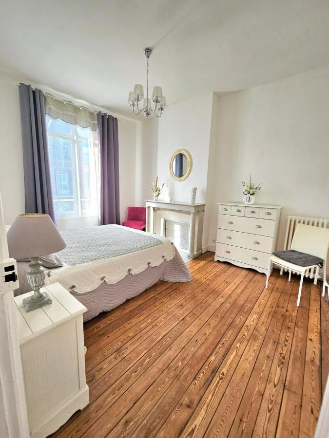 Appartement Douillet En Hyper Centre De Dieppe Bagian luar foto